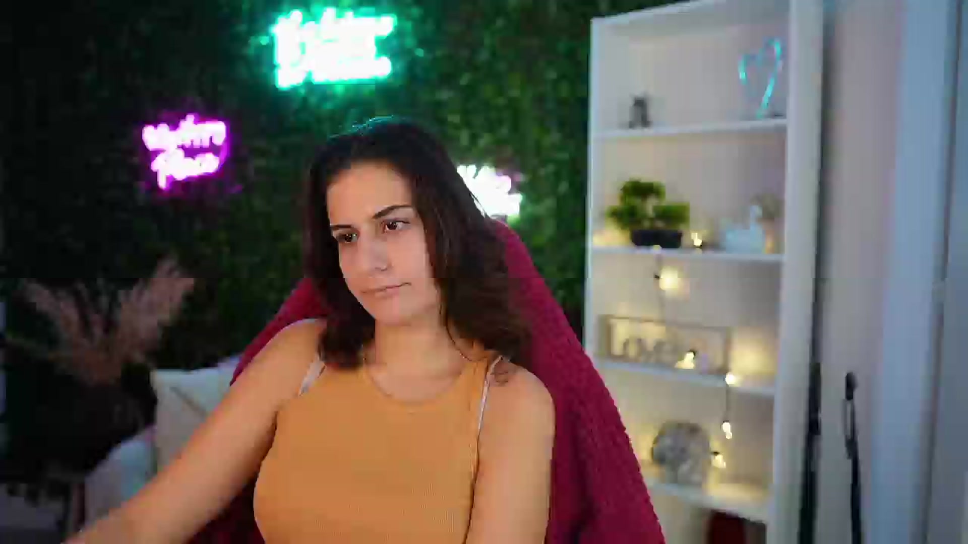 Gallery image thumbnail from Clair_Meek's myfreecams stream on, 12/16/2024, 12:39 image 15 of 20