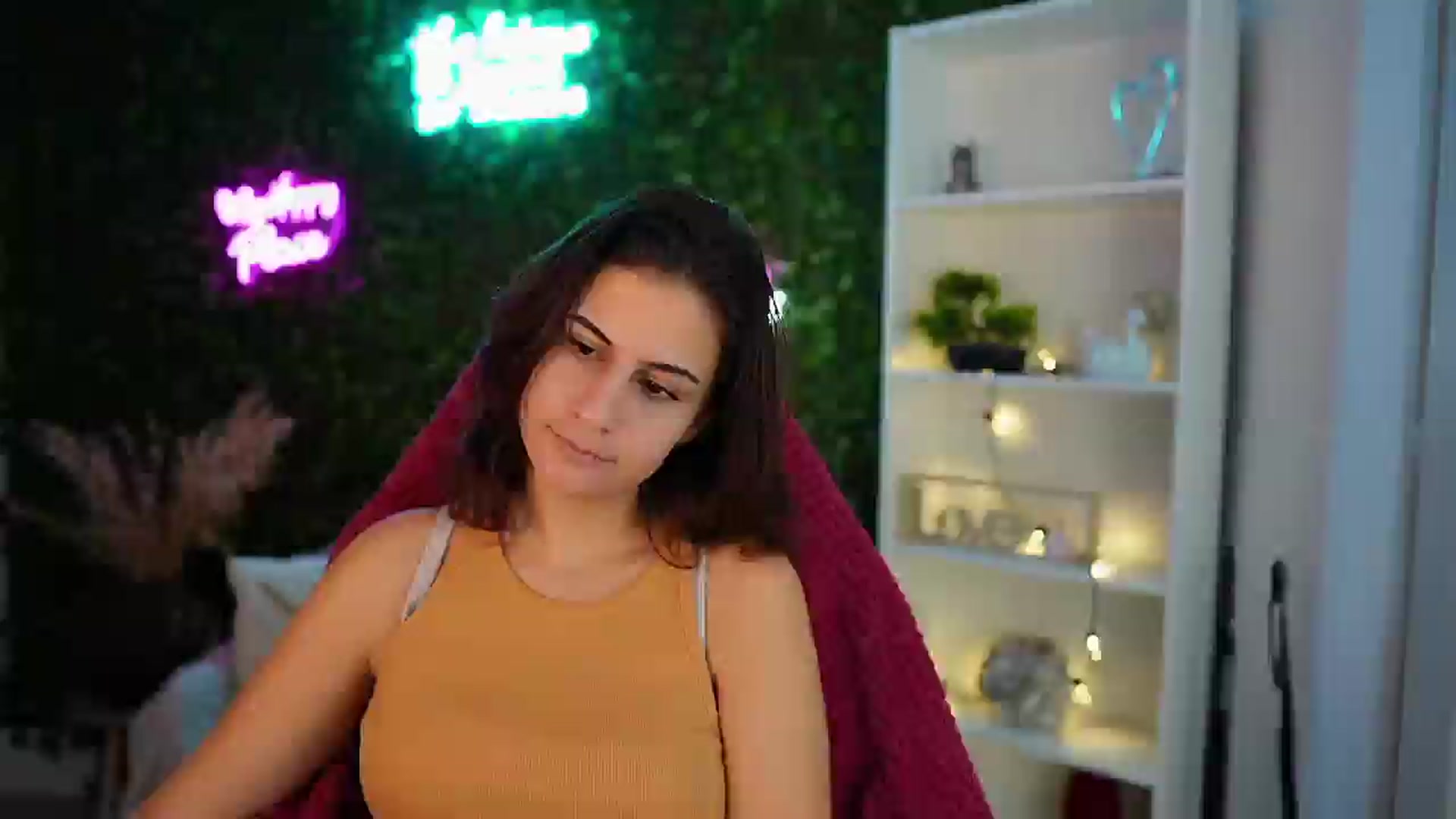 Gallery image thumbnail from Clair_Meek's myfreecams stream on, 12/16/2024, 12:39 image 13 of 20