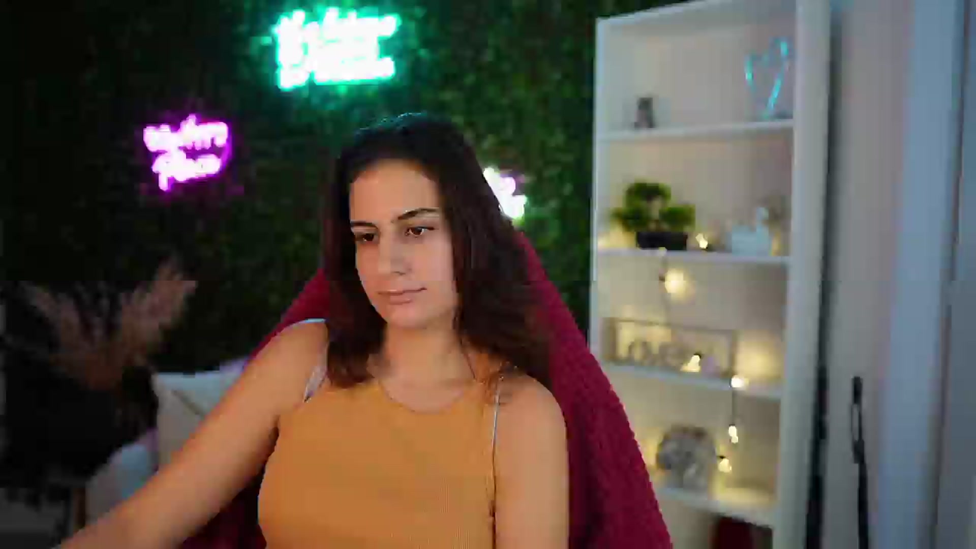 Gallery image thumbnail from Clair_Meek's myfreecams stream on, 12/16/2024, 12:39 image 16 of 20