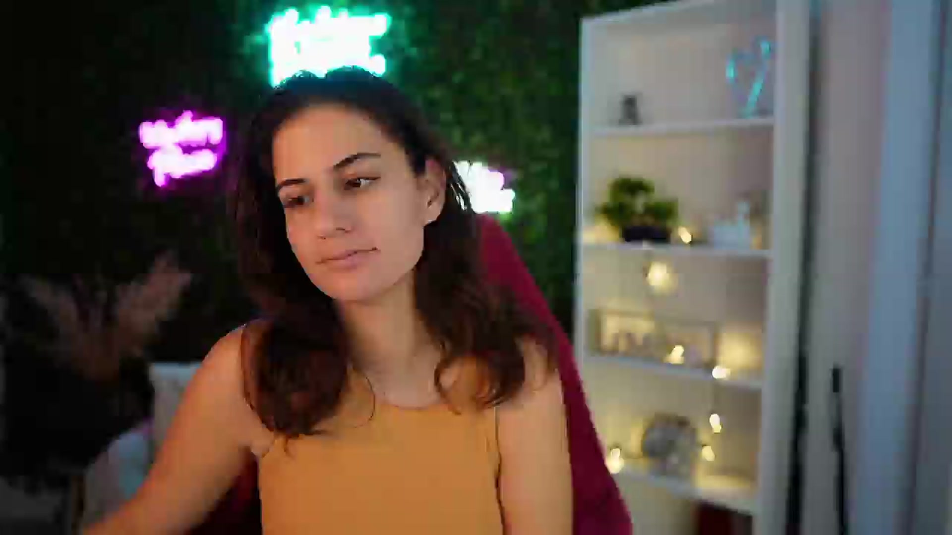 Gallery image thumbnail from Clair_Meek's myfreecams stream on, 12/16/2024, 13:07 image 17 of 20