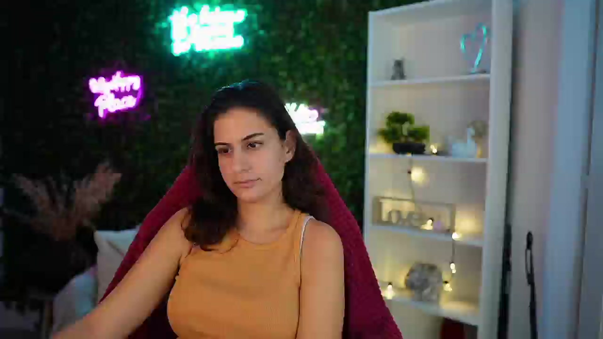 Gallery image thumbnail from Clair_Meek's myfreecams stream on, 12/16/2024, 13:07 image 1 of 20