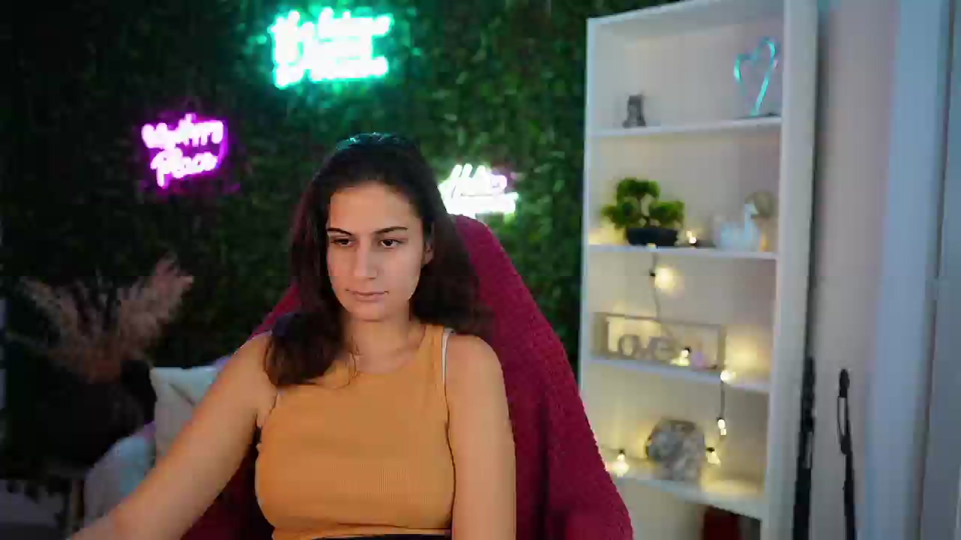 Gallery image thumbnail from Clair_Meek's myfreecams stream on, 12/16/2024, 13:07 image 6 of 20