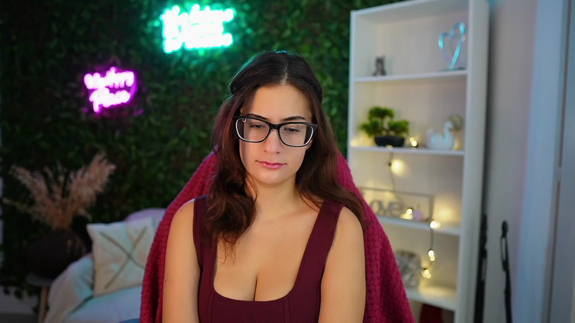 Gallery image thumbnail from Clair_Meek's myfreecams stream on, 12/17/2024, 10:19 image 16 of 20