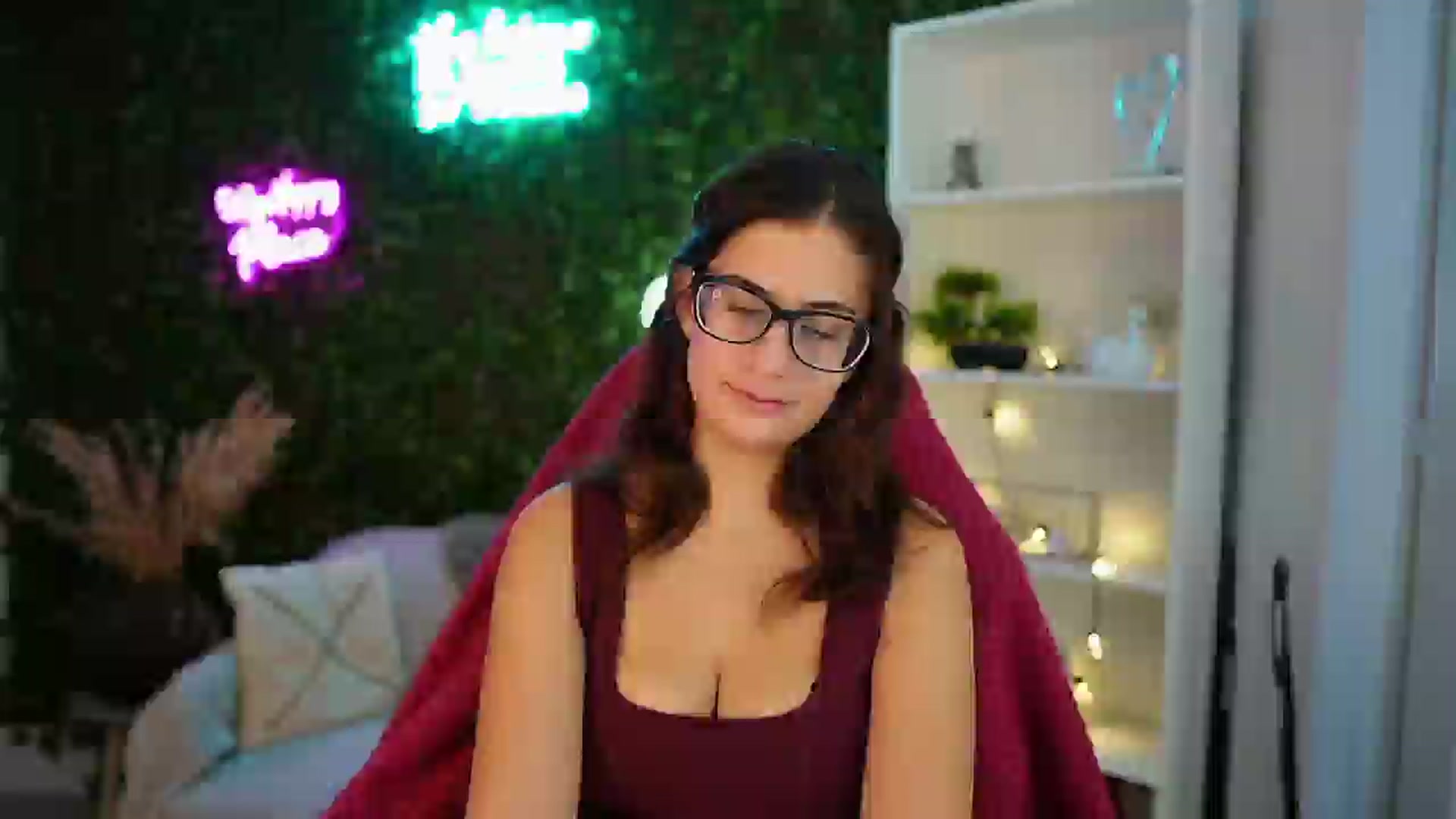 Gallery image thumbnail from Clair_Meek's myfreecams stream on, 12/17/2024, 11:24 image 4 of 20