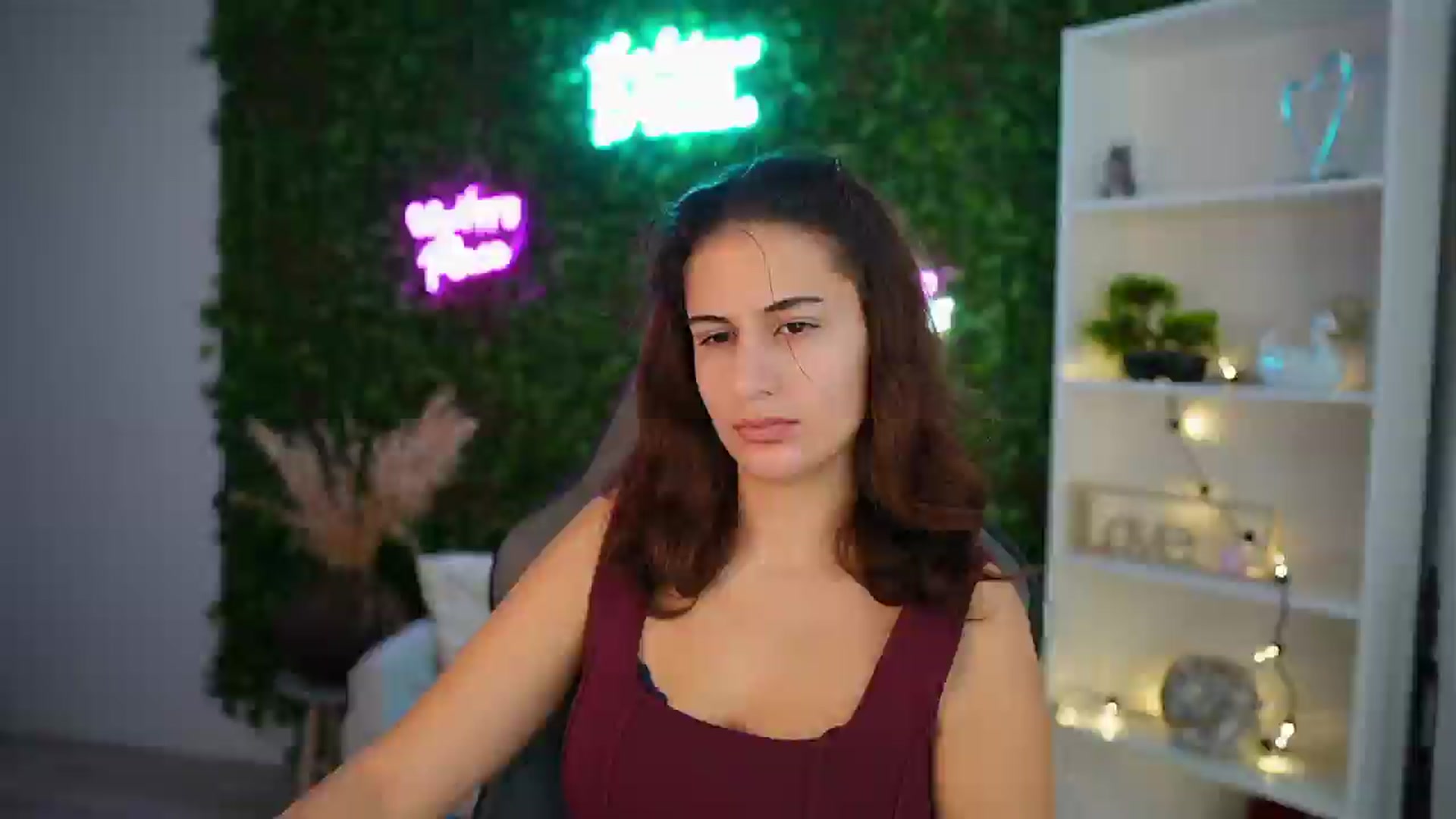 Gallery image thumbnail from Clair_Meek's myfreecams stream on, 12/19/2024, 10:34 image 16 of 20