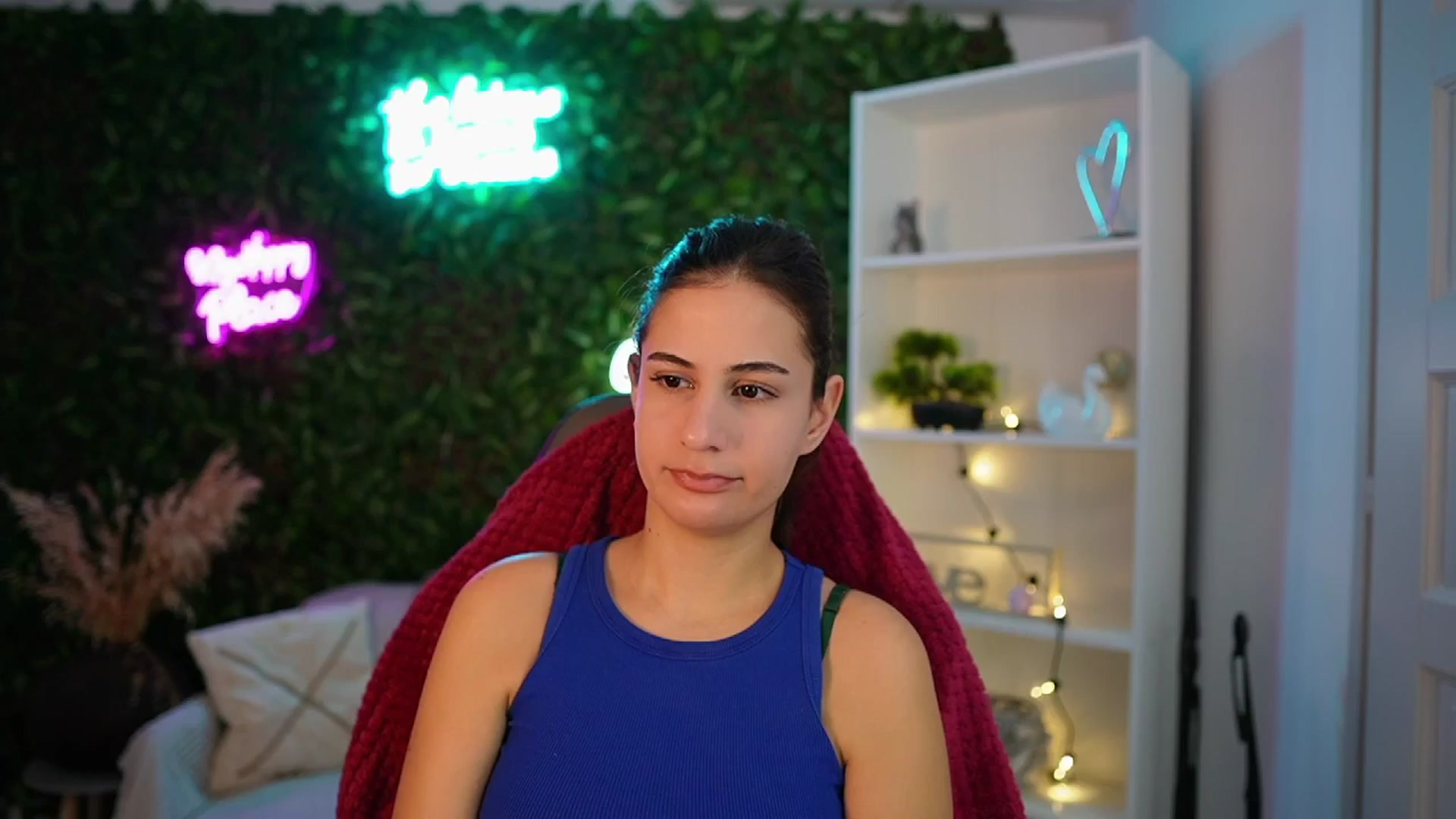 Gallery image thumbnail from Clair_Meek's myfreecams stream on, 12/23/2024, 11:15 image 14 of 20