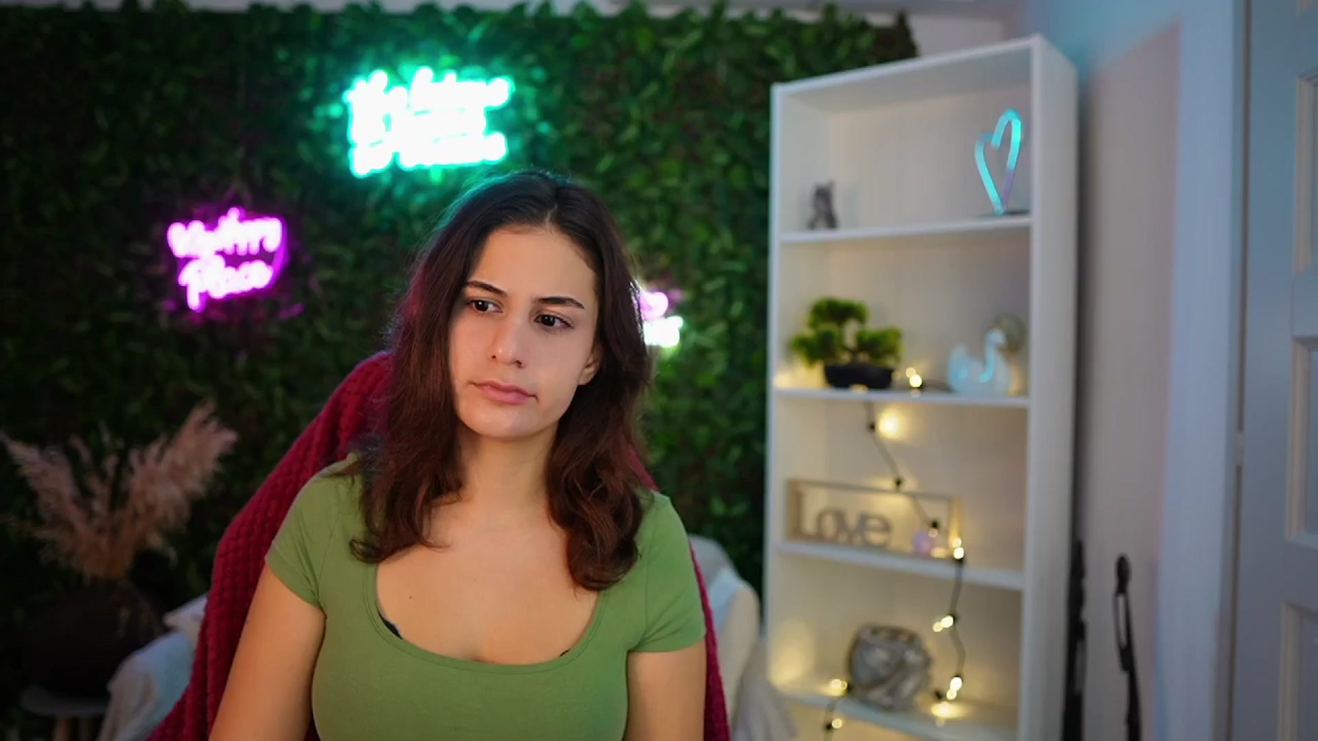Gallery image thumbnail from Clair_Meek's myfreecams stream on, 12/26/2024, 09:59 image 1 of 20