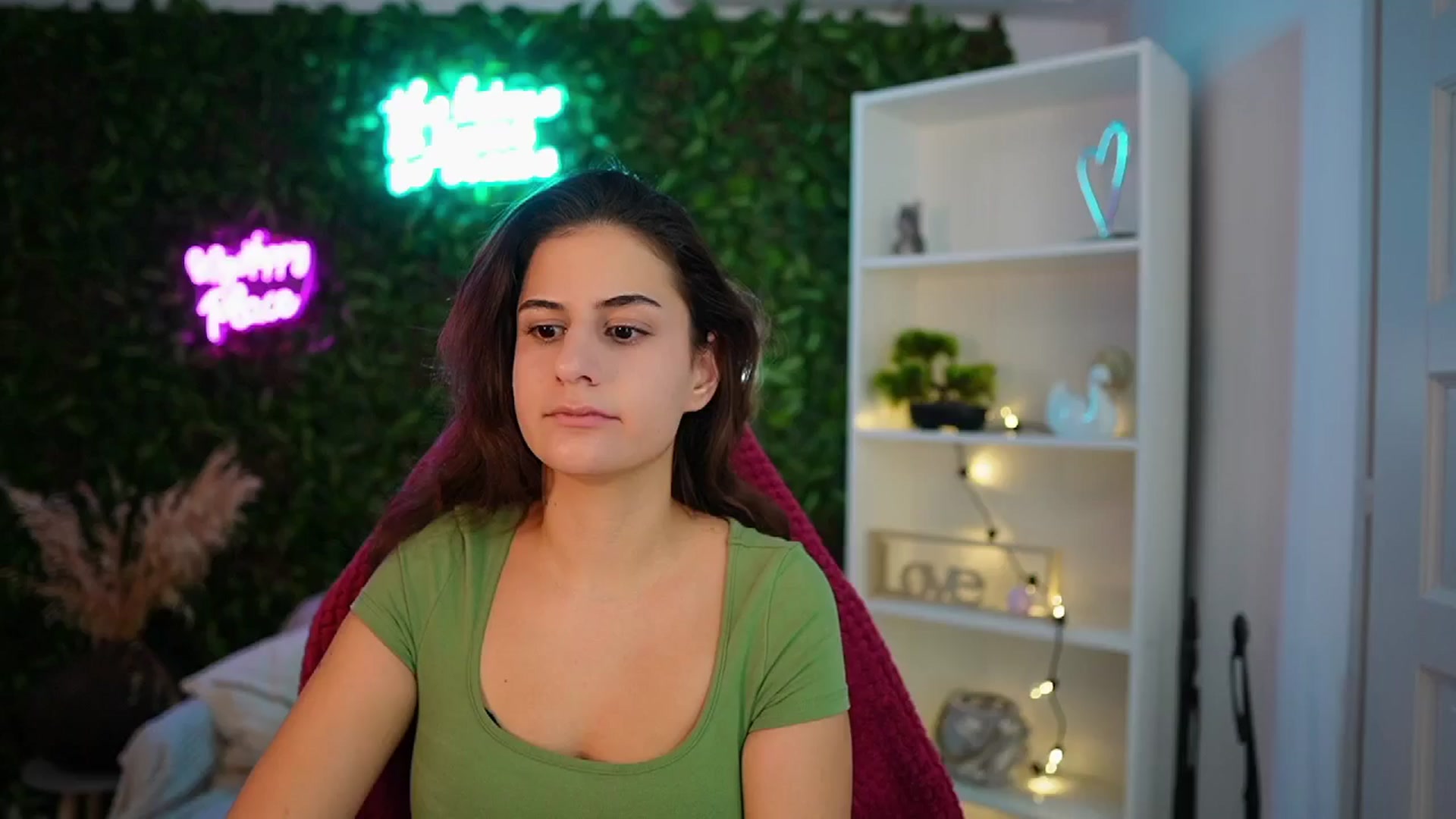 Gallery image thumbnail from Clair_Meek's myfreecams stream on, 12/26/2024, 10:38 image 20 of 20
