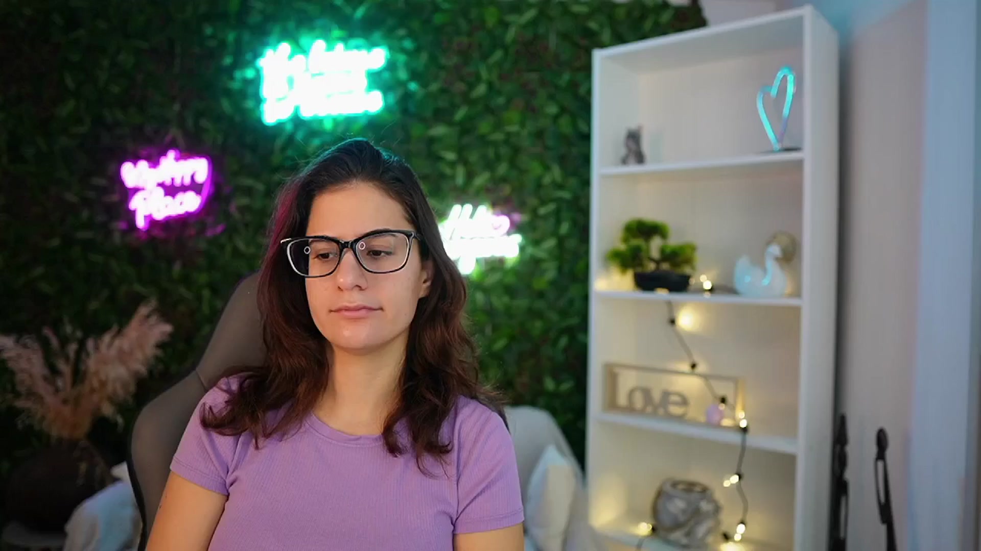 Gallery image thumbnail from Clair_Meek's myfreecams stream on, 12/27/2024, 10:37 image 18 of 20