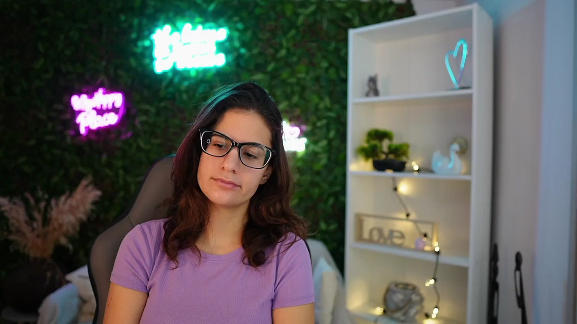 Gallery image thumbnail from Clair_Meek's myfreecams stream on, 12/27/2024, 10:37 image 15 of 20