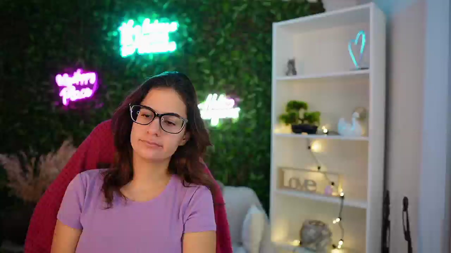Gallery image thumbnail from Clair_Meek's myfreecams stream on, 12/27/2024, 11:35 image 7 of 20