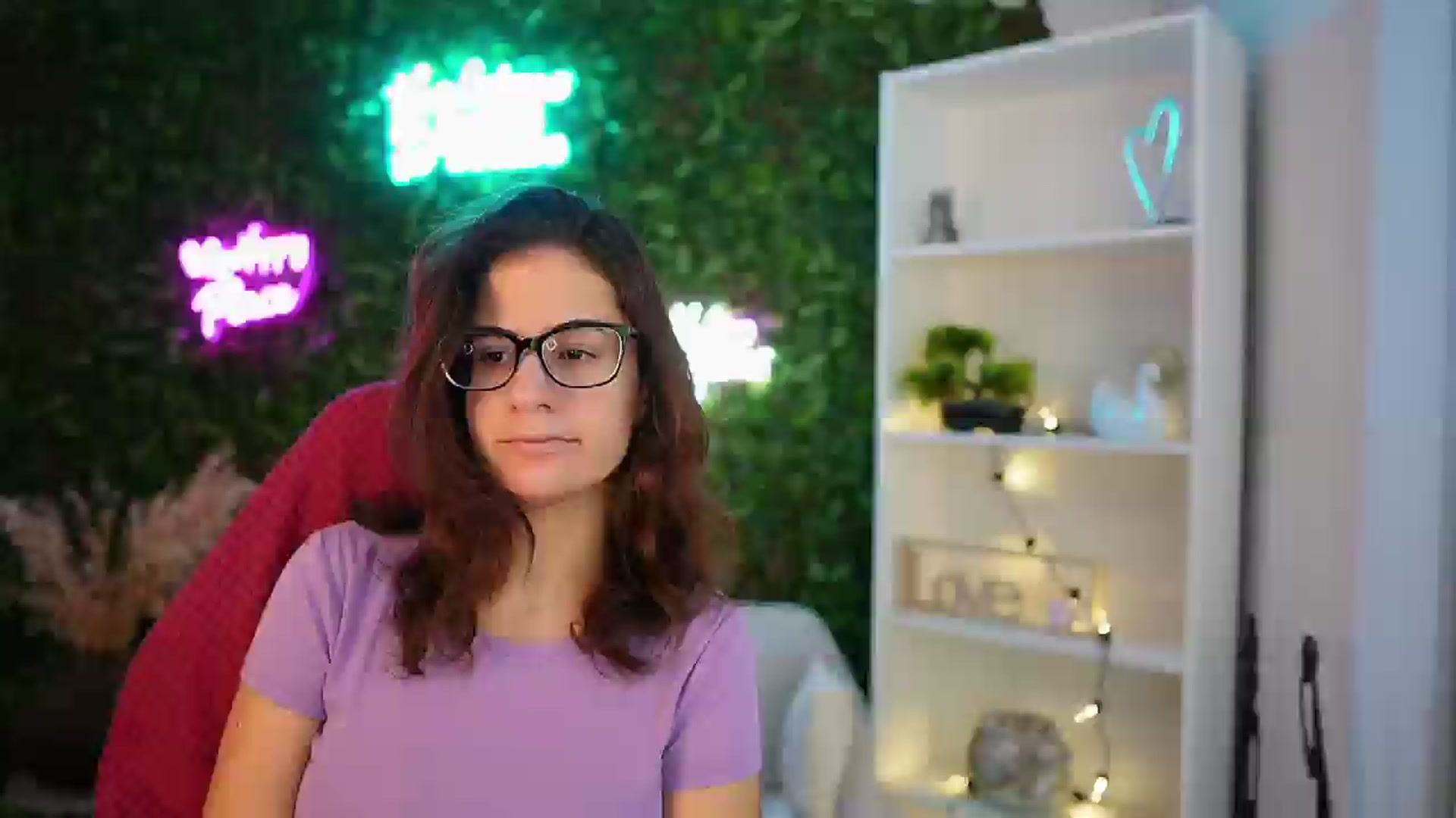 Gallery image thumbnail from Clair_Meek's myfreecams stream on, 12/27/2024, 11:35 image 5 of 20