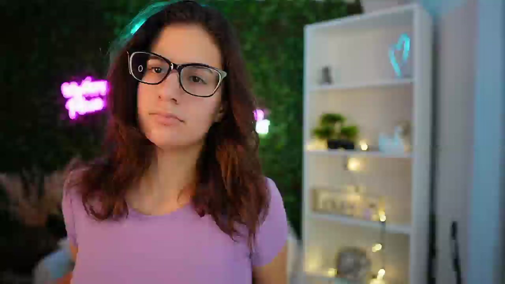 Gallery image thumbnail from Clair_Meek's myfreecams stream on, 12/27/2024, 13:21 image 8 of 20