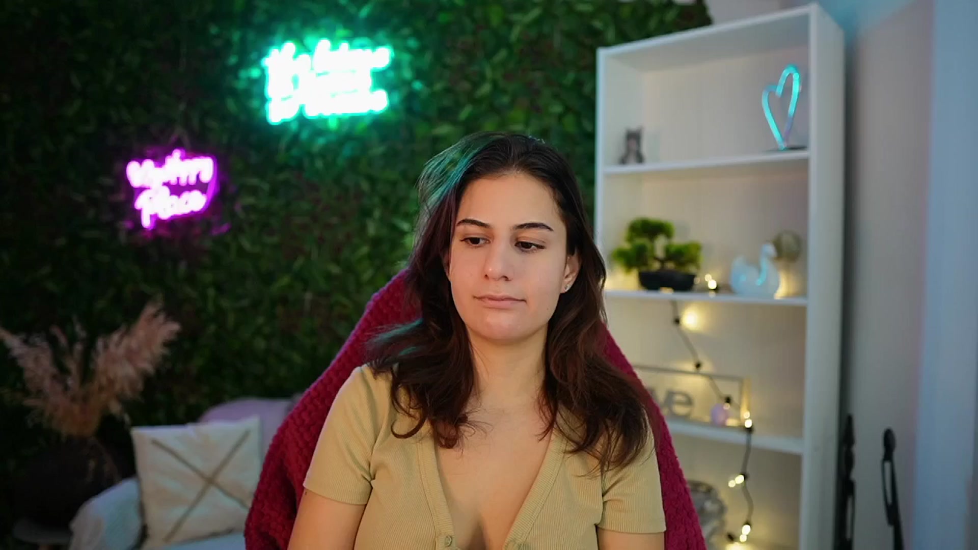 Gallery image thumbnail from Clair_Meek's myfreecams stream on, 01/02/2025, 10:09 image 7 of 20