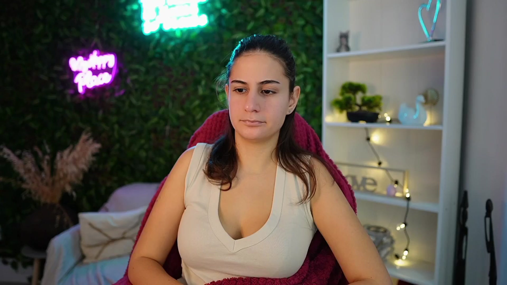 Gallery image thumbnail from Clair_Meek's myfreecams stream on, 01/03/2025, 10:50 image 9 of 20