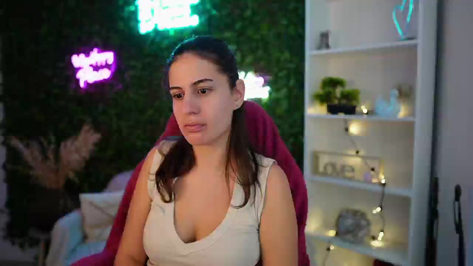 Gallery image thumbnail from Clair_Meek's myfreecams stream on, 01/03/2025, 13:57 image 3 of 20