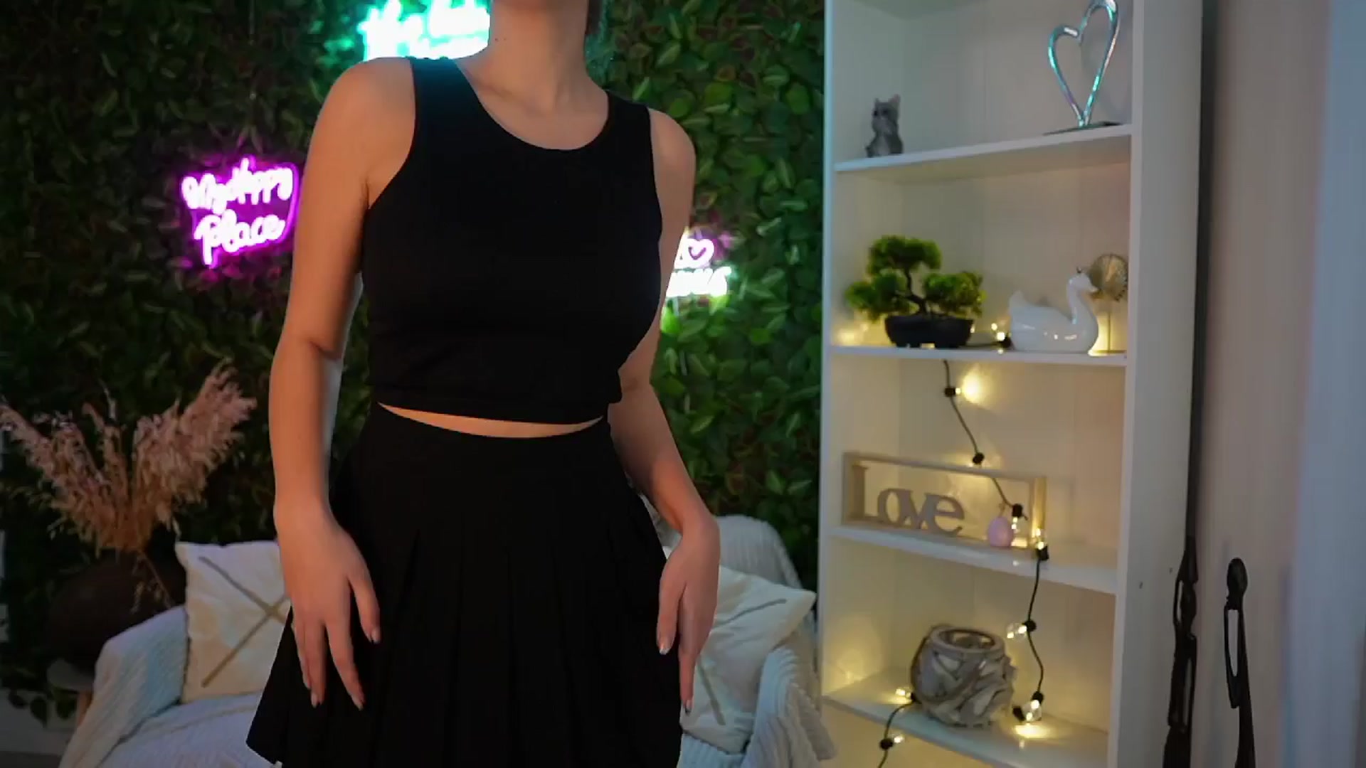 Gallery image thumbnail from Clair_Meek's myfreecams stream on, 01/06/2025, 11:07 image 13 of 20