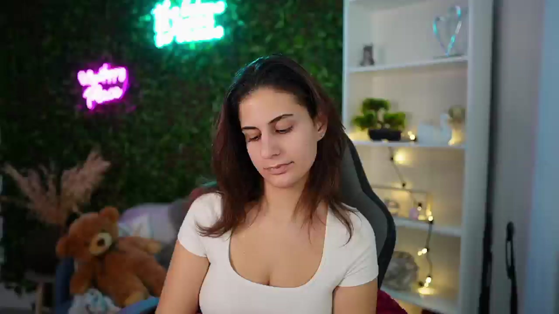 Gallery image thumbnail from Clair_Meek's myfreecams stream on, 01/08/2025, 13:58 image 10 of 20