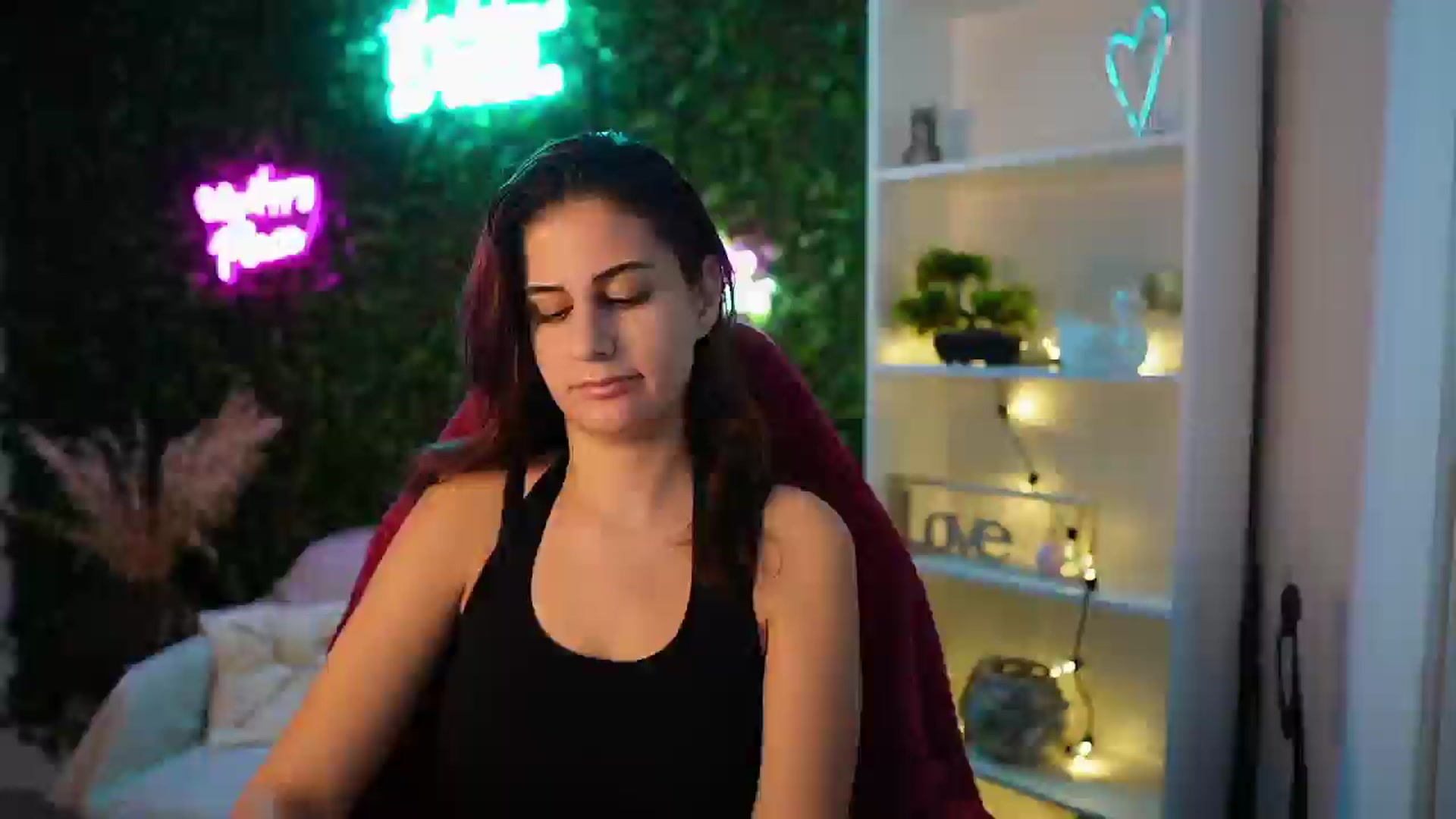 Gallery image thumbnail from Clair_Meek's myfreecams stream on, 01/09/2025, 11:56 image 15 of 20