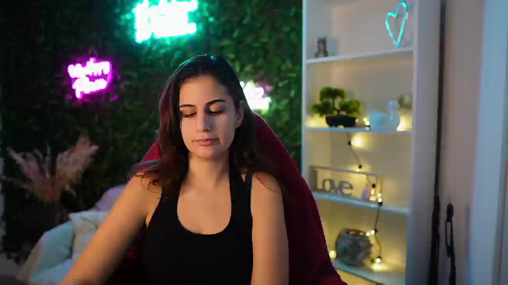Gallery image thumbnail from Clair_Meek's myfreecams stream on, 01/09/2025, 11:56 image 12 of 20