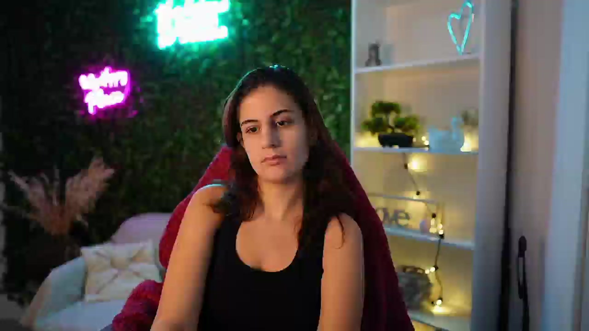 Gallery image thumbnail from Clair_Meek's myfreecams stream on, 01/09/2025, 11:56 image 1 of 20