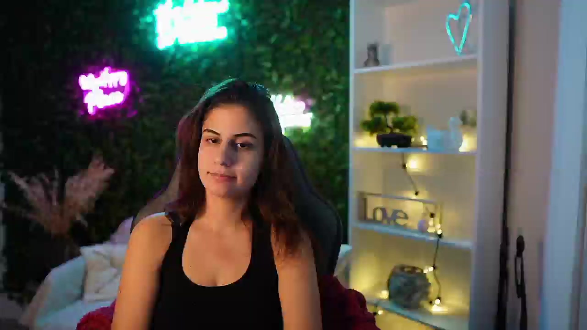 Gallery image thumbnail from Clair_Meek's myfreecams stream on, 01/09/2025, 13:54 image 14 of 20
