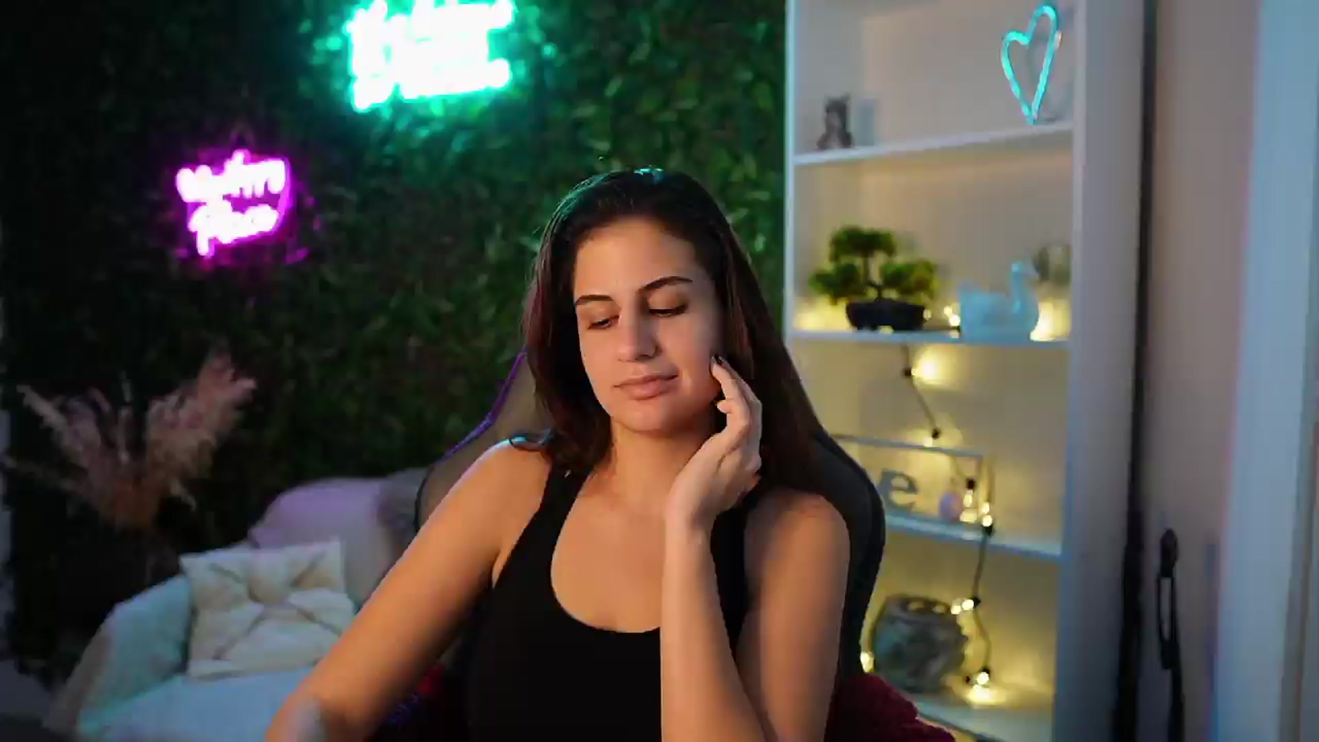 Gallery image thumbnail from Clair_Meek's myfreecams stream on, 01/09/2025, 13:54 image 20 of 20
