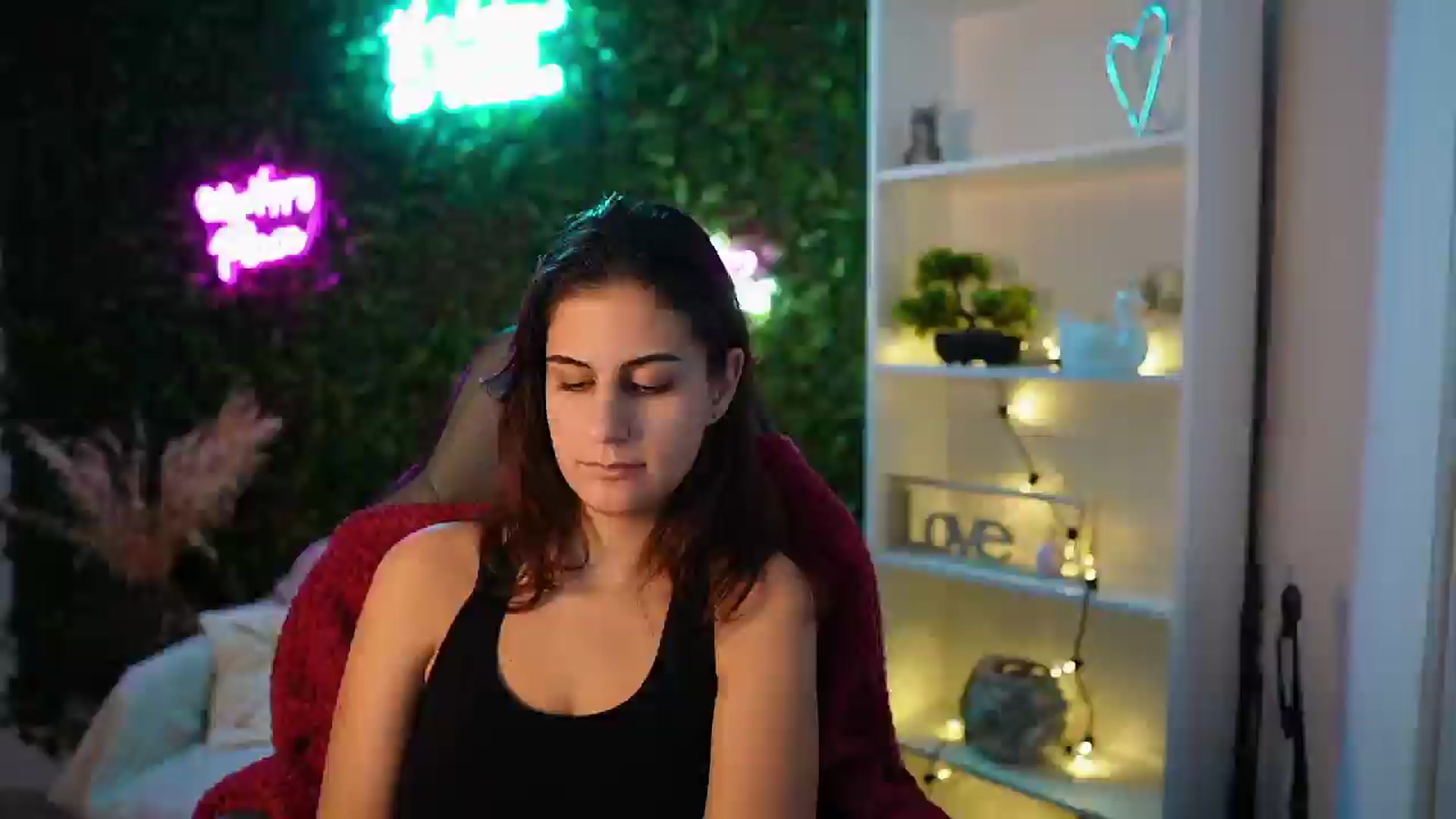Gallery image thumbnail from Clair_Meek's myfreecams stream on, 01/09/2025, 13:54 image 2 of 20
