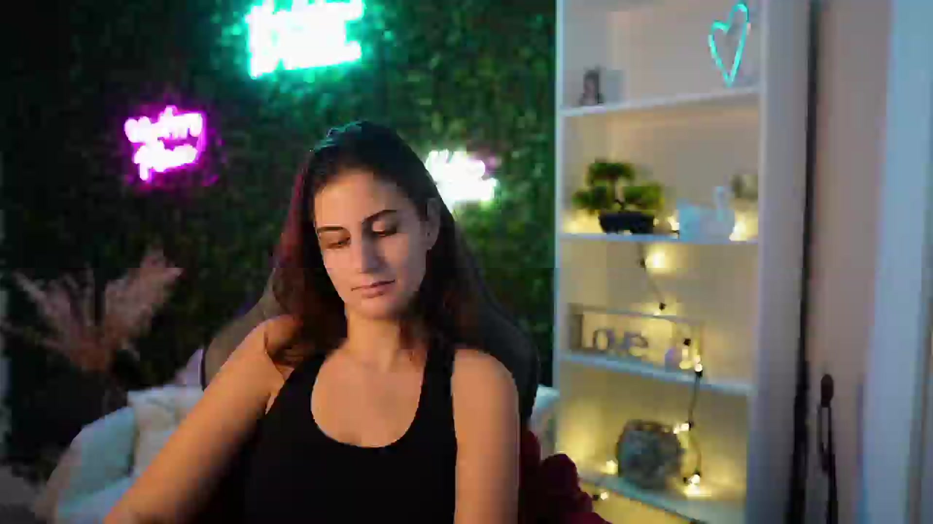 Gallery image thumbnail from Clair_Meek's myfreecams stream on, 01/09/2025, 13:54 image 8 of 20