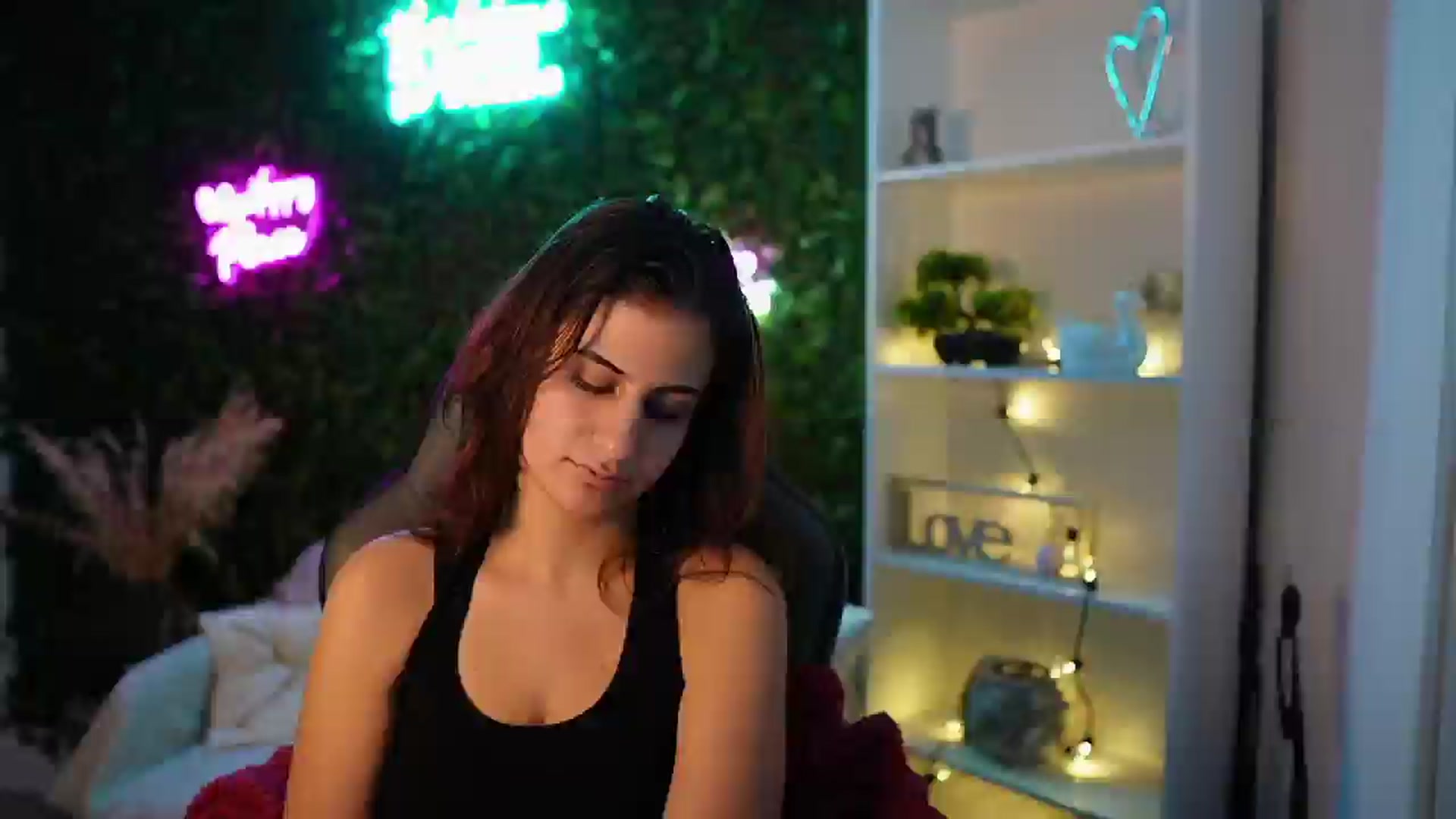 Gallery image thumbnail from Clair_Meek's myfreecams stream on, 01/09/2025, 13:54 image 7 of 20