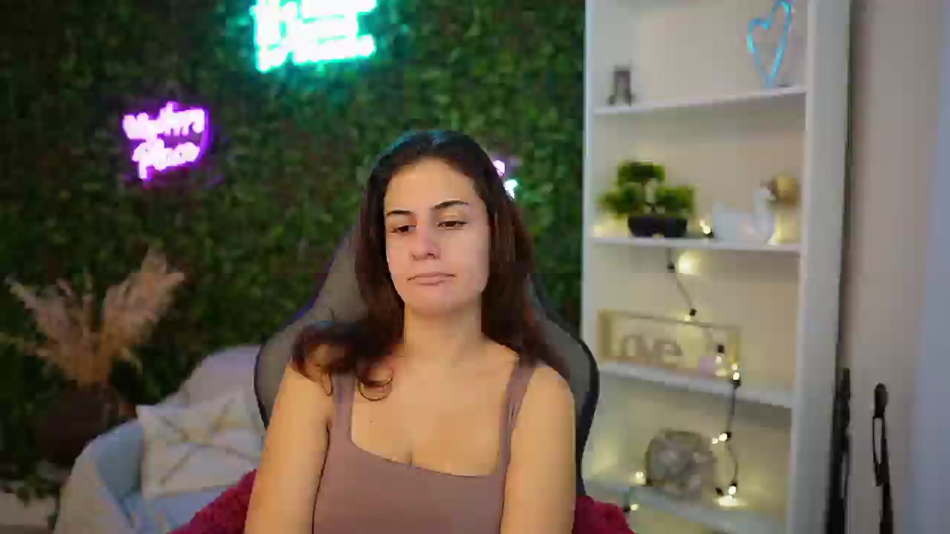 Gallery image thumbnail from Clair_Meek's myfreecams stream on, 01/10/2025, 13:41 image 2 of 20