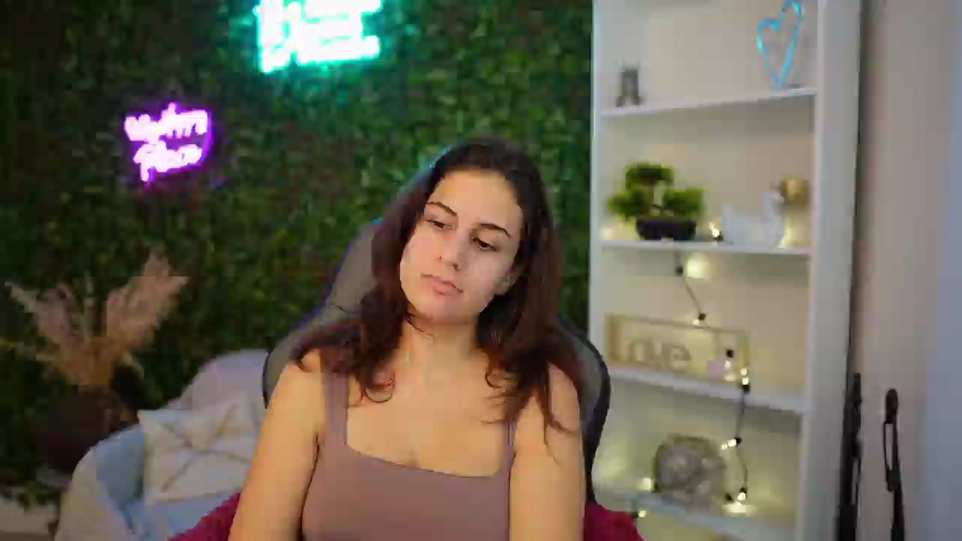 Gallery image thumbnail from Clair_Meek's myfreecams stream on, 01/10/2025, 13:41 image 3 of 20