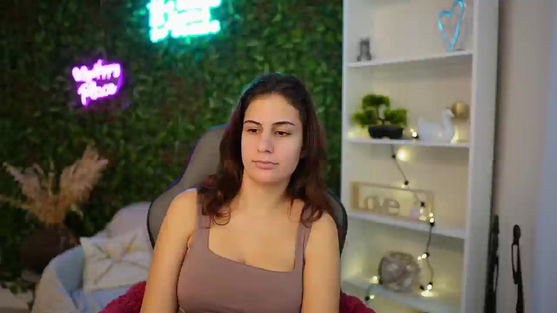 Gallery image thumbnail from Clair_Meek's myfreecams stream on, 01/10/2025, 13:41 image 7 of 20