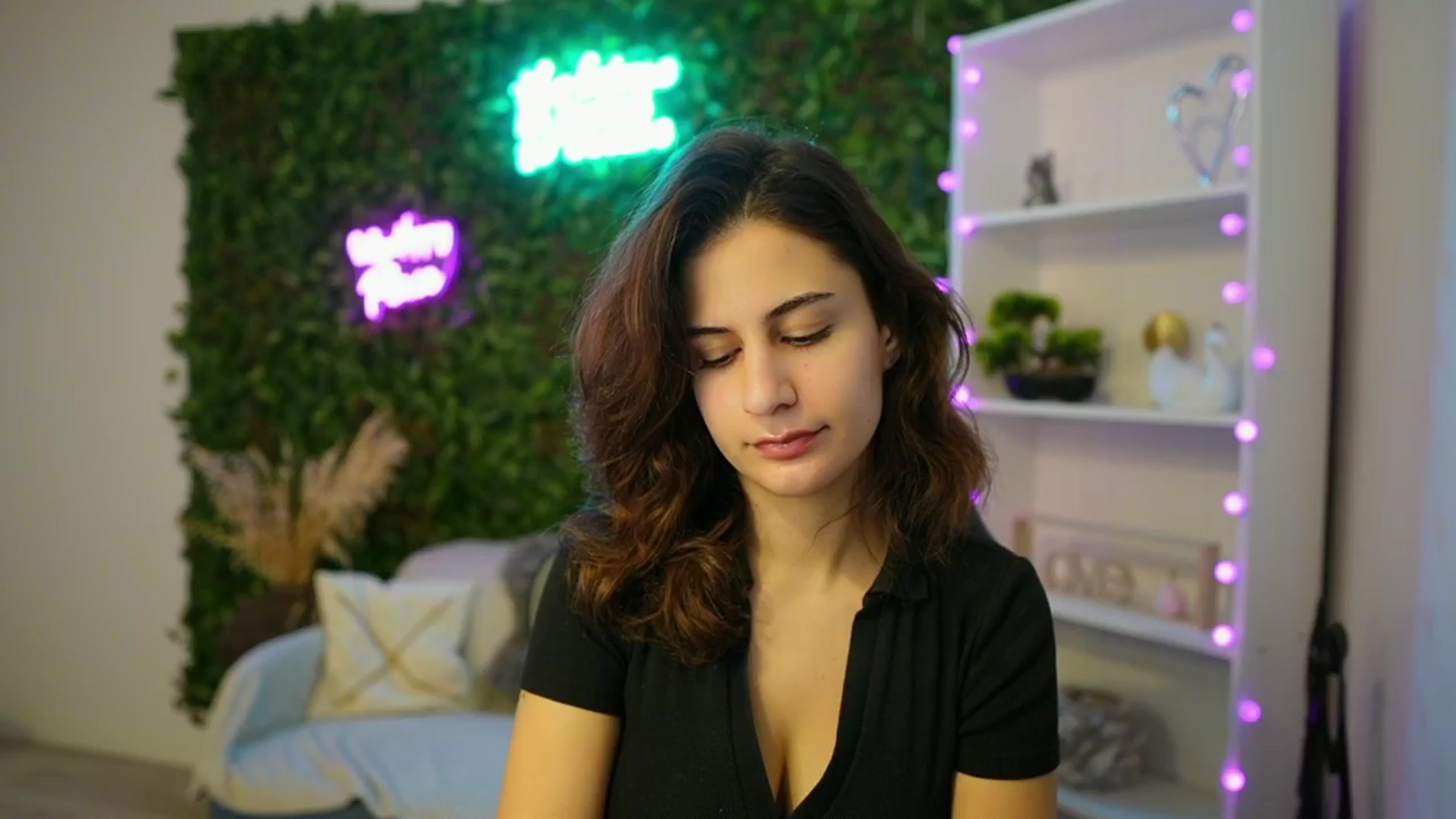 Gallery image thumbnail from Clair_Meek's myfreecams stream on, 01/15/2025, 09:53 image 3 of 20
