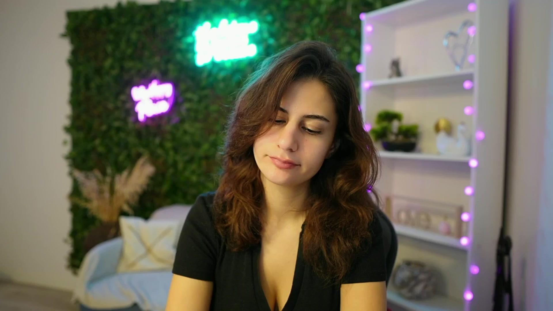 Gallery image thumbnail from Clair_Meek's myfreecams stream on, 01/15/2025, 09:53 image 10 of 20
