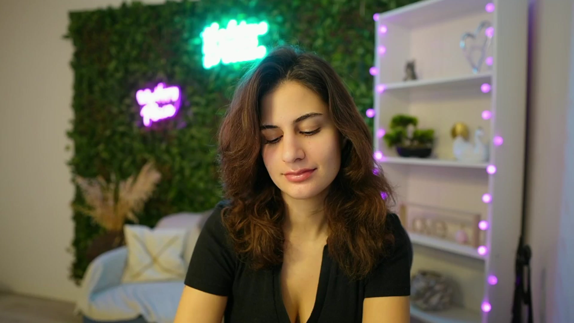 Gallery image thumbnail from Clair_Meek's myfreecams stream on, 01/15/2025, 09:53 image 18 of 20