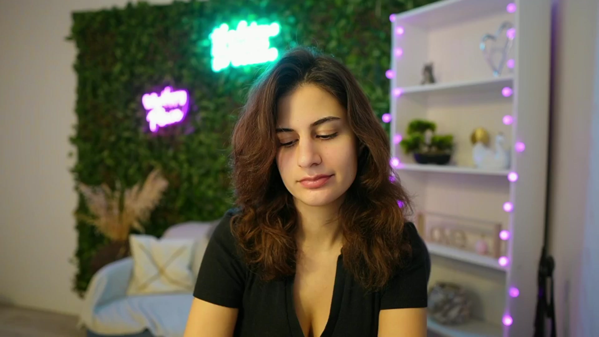 Gallery image thumbnail from Clair_Meek's myfreecams stream on, 01/15/2025, 09:53 image 20 of 20