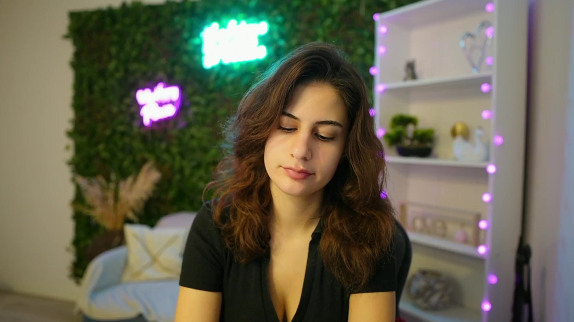 Gallery image thumbnail from Clair_Meek's myfreecams stream on, 01/15/2025, 09:53 image 7 of 20