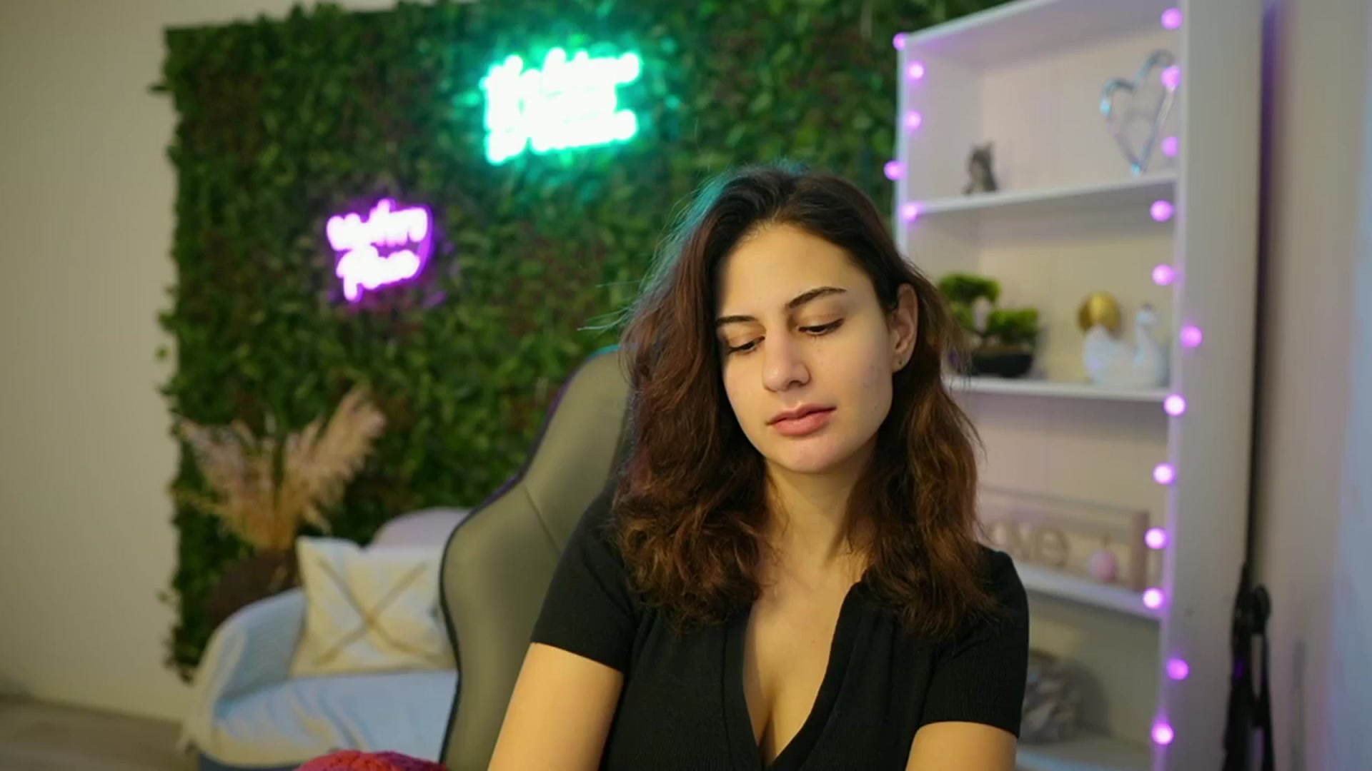 Gallery image thumbnail from Clair_Meek's myfreecams stream on, 01/15/2025, 10:45 image 3 of 20
