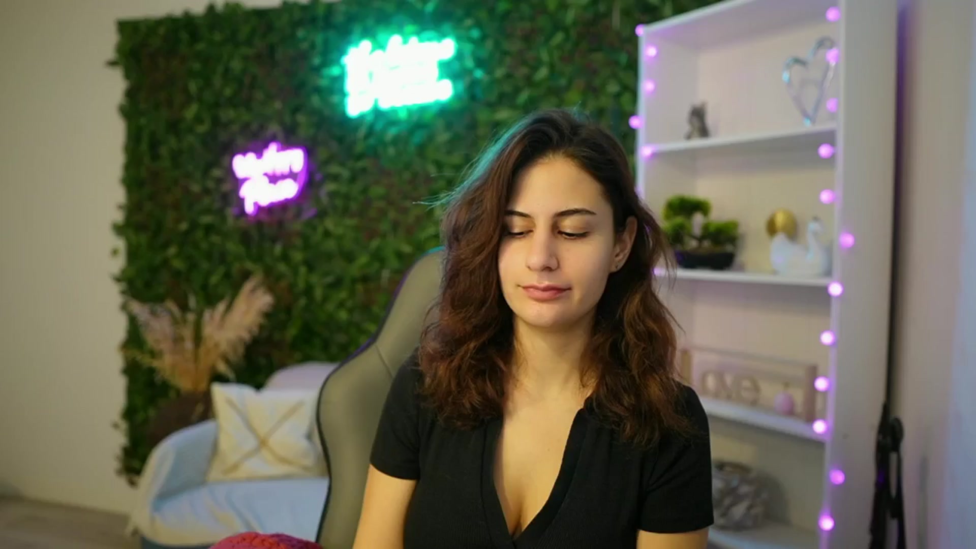 Gallery image thumbnail from Clair_Meek's myfreecams stream on, 01/15/2025, 10:45 image 5 of 20