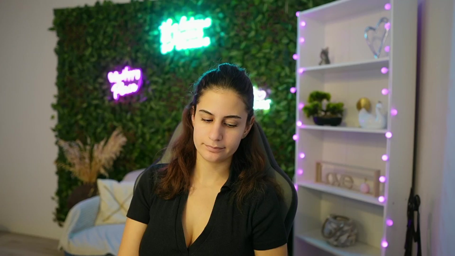 Gallery image thumbnail from Clair_Meek's myfreecams stream on, 01/15/2025, 13:20 image 7 of 20