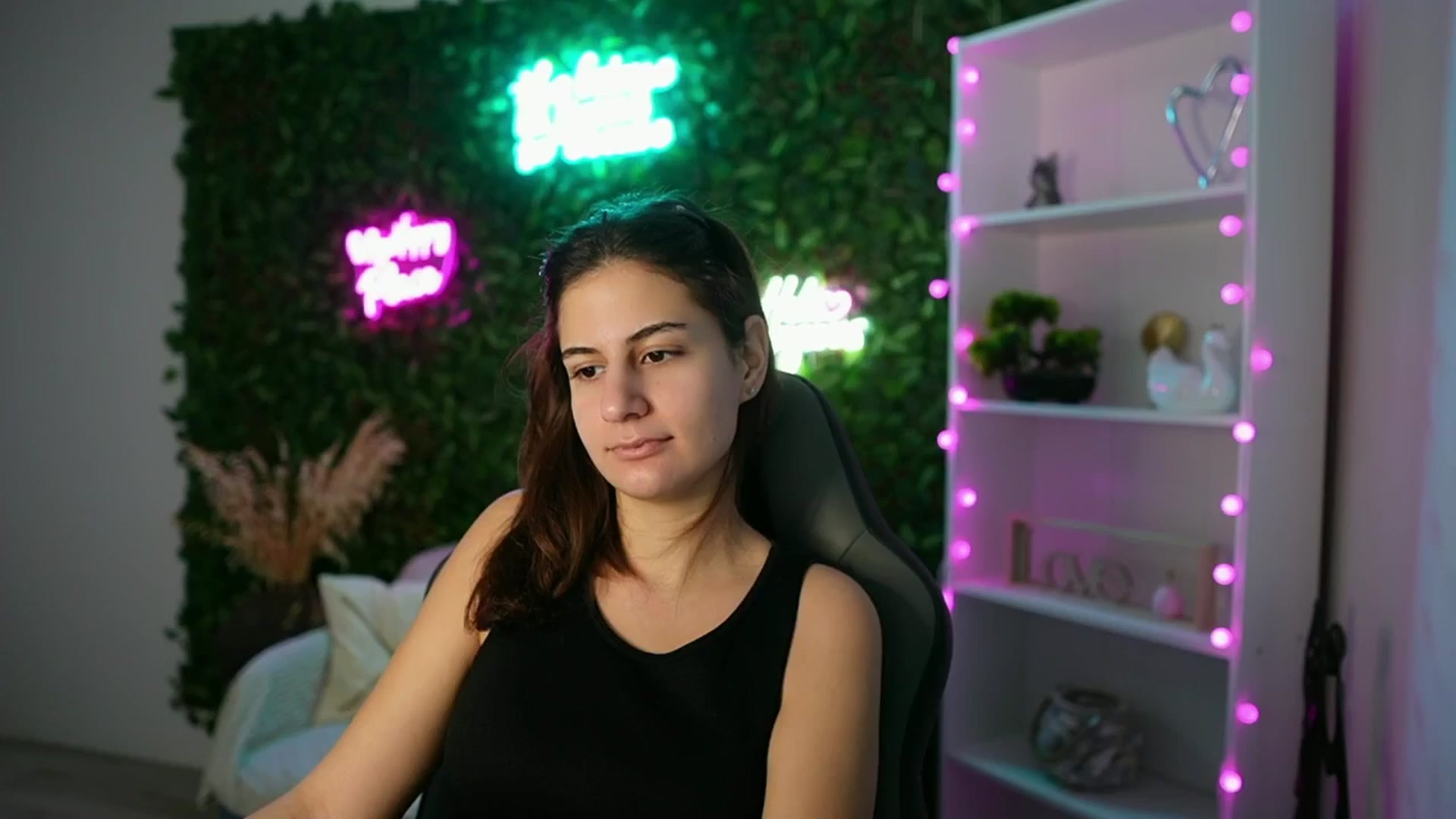Gallery image thumbnail from Clair_Meek's myfreecams stream on, 01/16/2025, 11:58 image 7 of 20