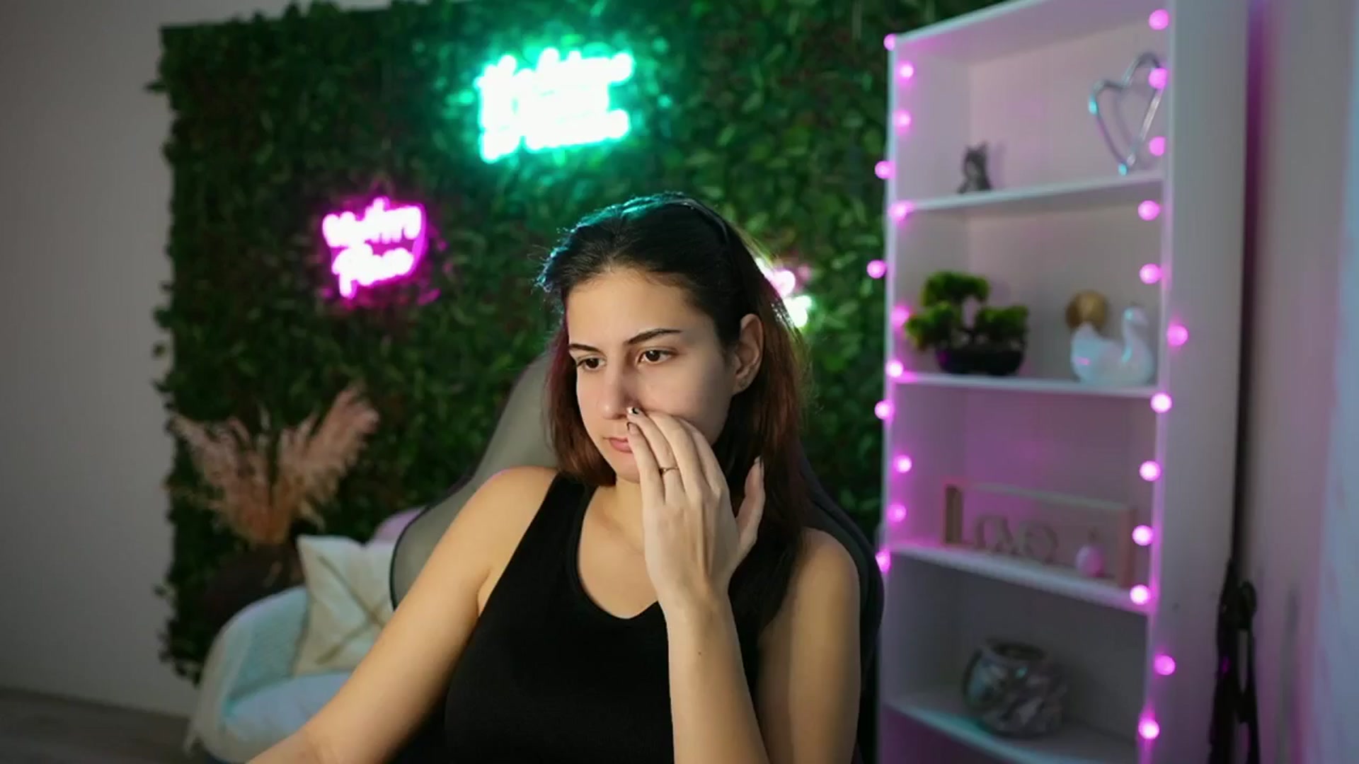 Gallery image thumbnail from Clair_Meek's myfreecams stream on, 01/16/2025, 13:32 image 2 of 20