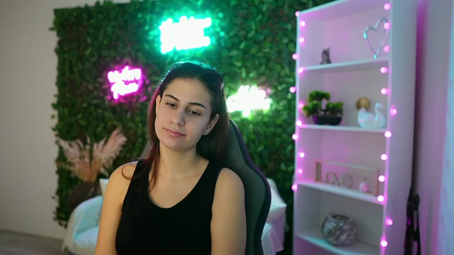 Gallery image thumbnail from Clair_Meek's myfreecams stream on, 01/16/2025, 13:32 image 11 of 20