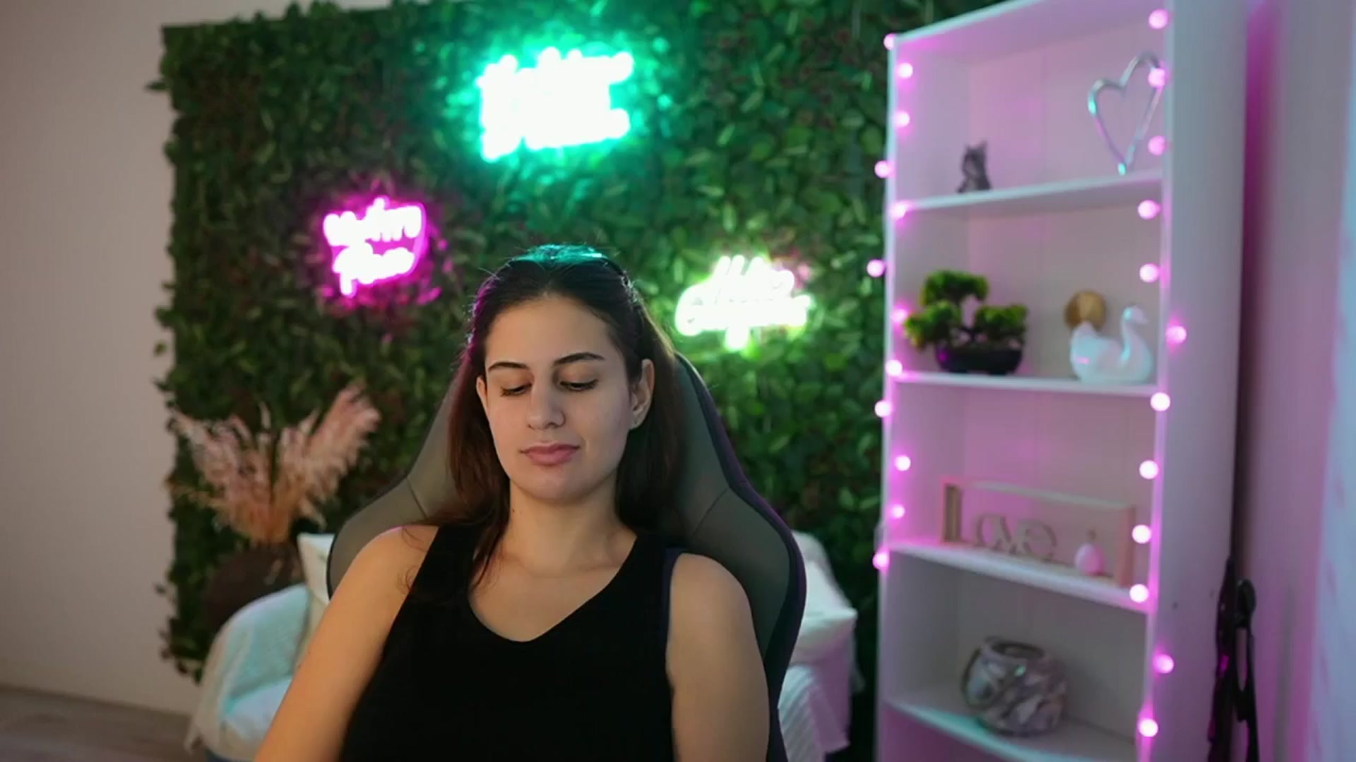 Gallery image thumbnail from Clair_Meek's myfreecams stream on, 01/16/2025, 13:32 image 18 of 20
