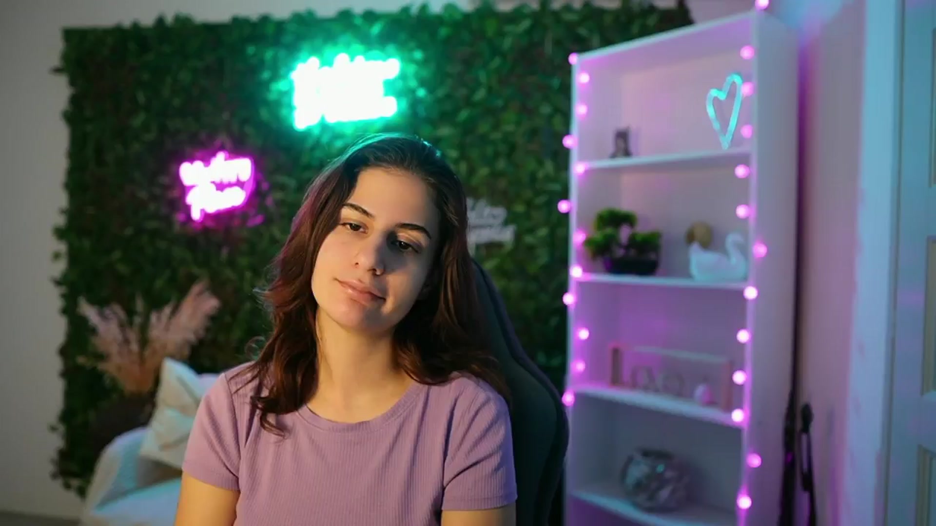 Gallery image thumbnail from Clair_Meek's myfreecams stream on, 01/23/2025, 11:56 image 9 of 20