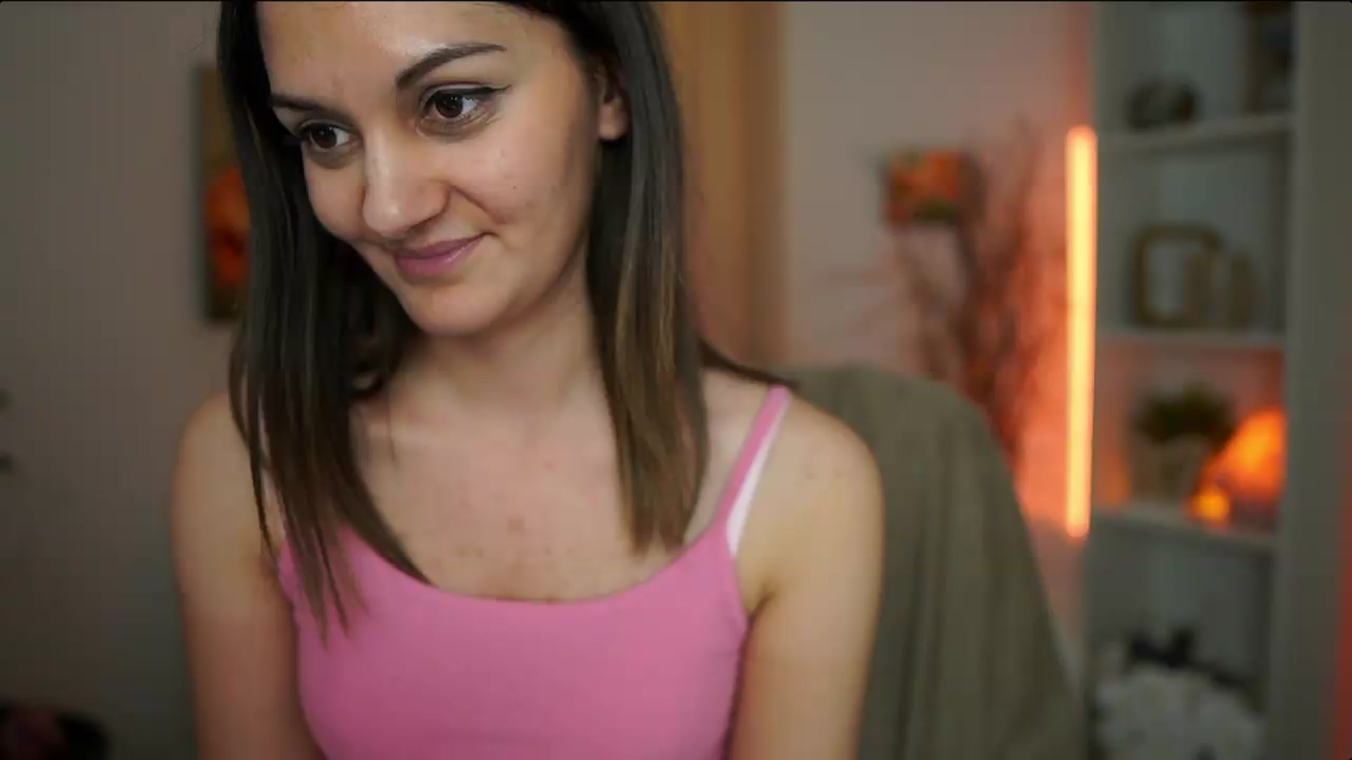 Gallery image thumbnail from Claira_Moon's myfreecams stream on, 05/16/2026, 13:29 image 16 of 20