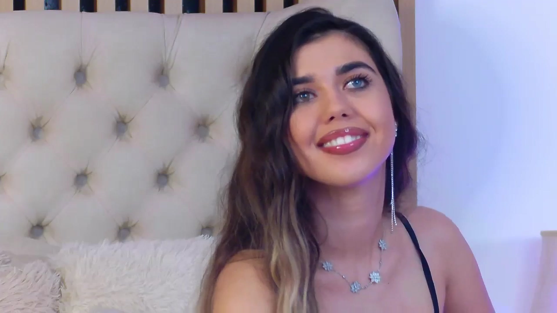 Gallery image thumbnail from ClaireJenner's myfreecams stream on, 12/27/2023, 11:36 image 14 of 20
