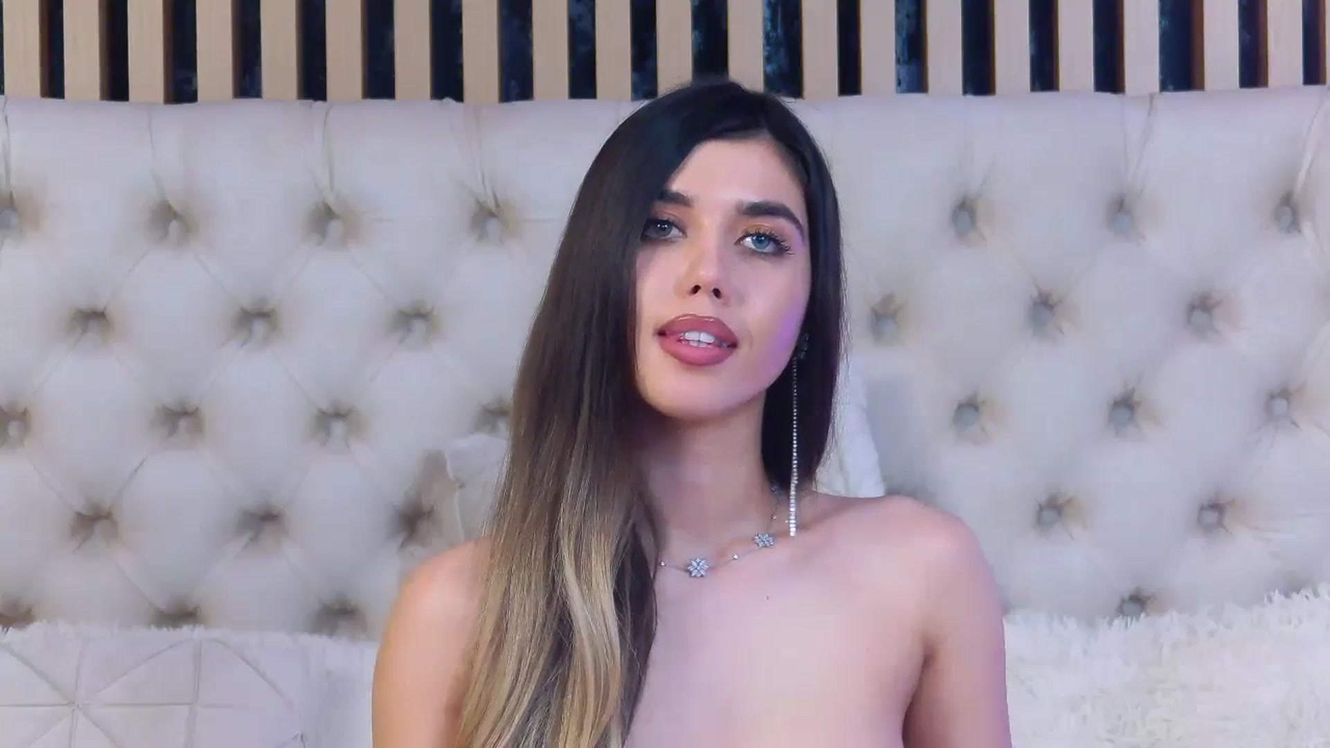 Gallery image thumbnail from ClaireJenner's myfreecams stream on, 01/24/2024, 12:43 image 9 of 20