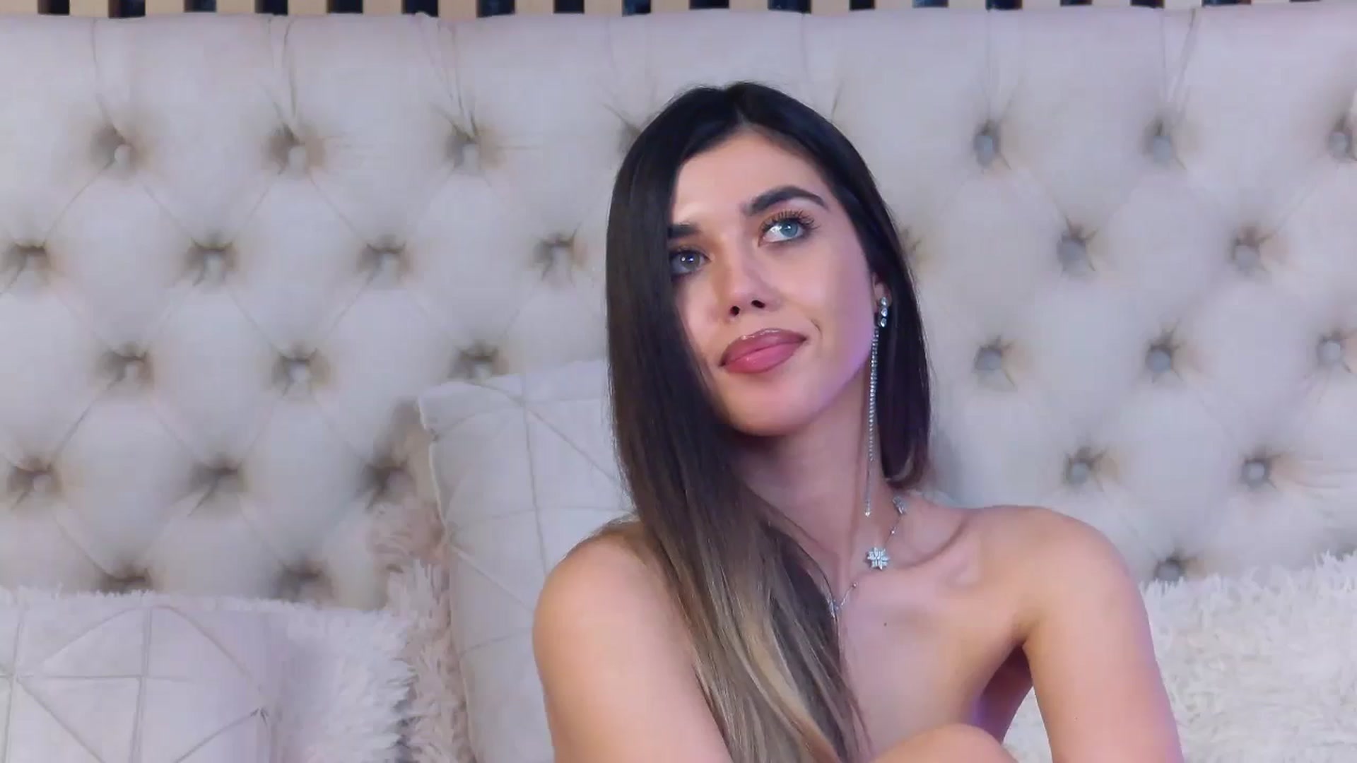 Gallery image thumbnail from ClaireJenner's myfreecams stream on, 01/24/2024, 12:43 image 12 of 20